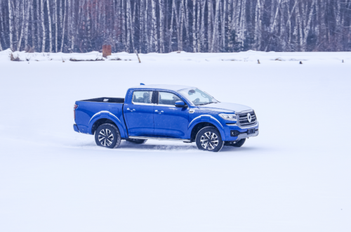 严冬守卫者 2.4t长城炮高寒版正式上市 售价12.88万元起