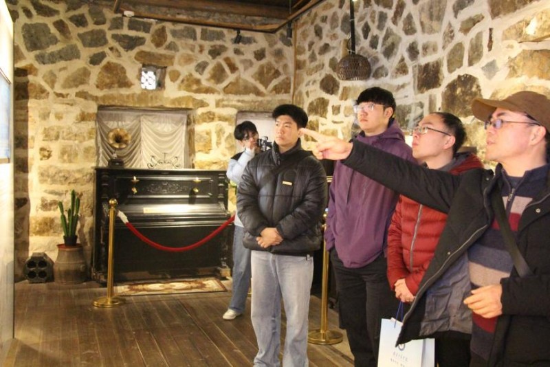 鼓岭寻踪承文脉，青春聚力传闽韵——福建江夏学院师生赴福州鼓岭开展社会实践活动